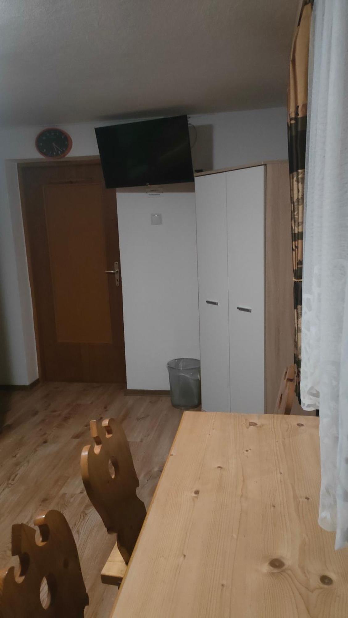 Pokoje Na Brzegu Lapsze Wyzne Esterno foto